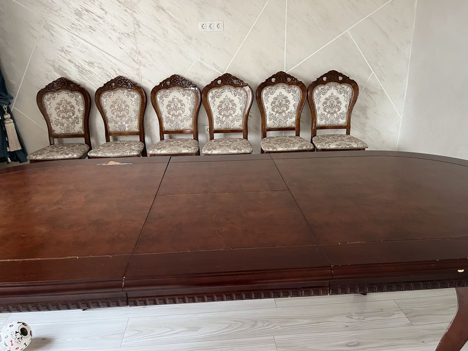 Стол с стульями,6 стул