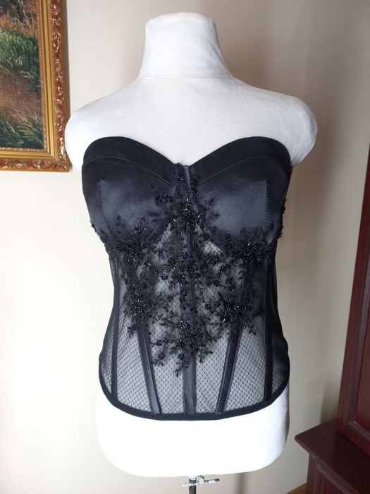 Обучаю профессионально пошиву корсетов