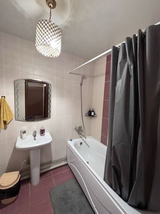 Однокомнтаная квартира в центре!