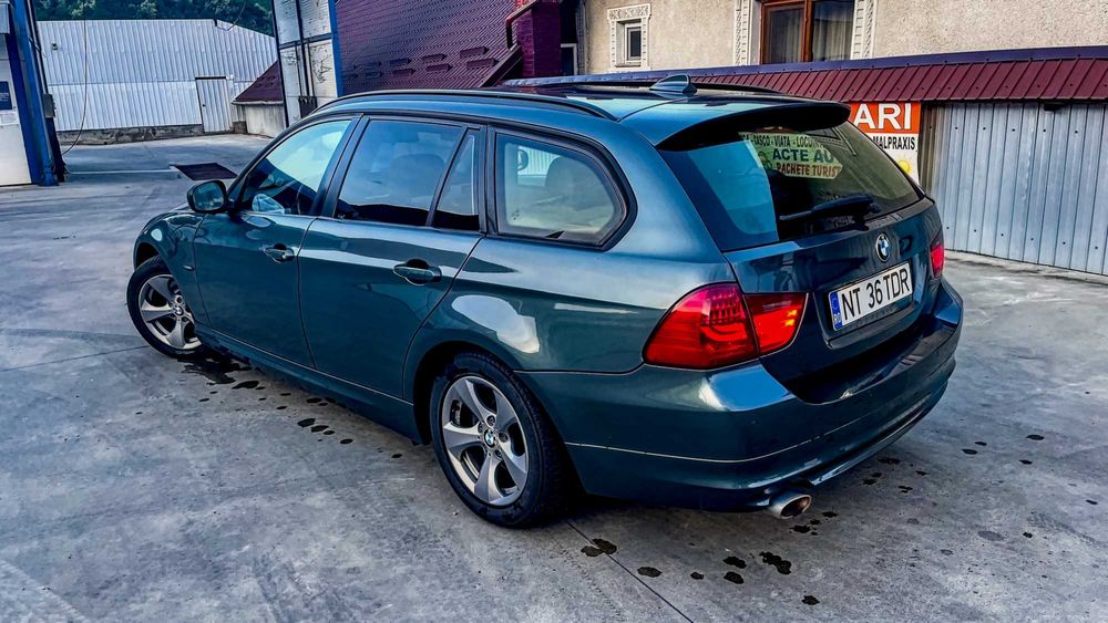 BMW 3 Series 2011 — imagine 3