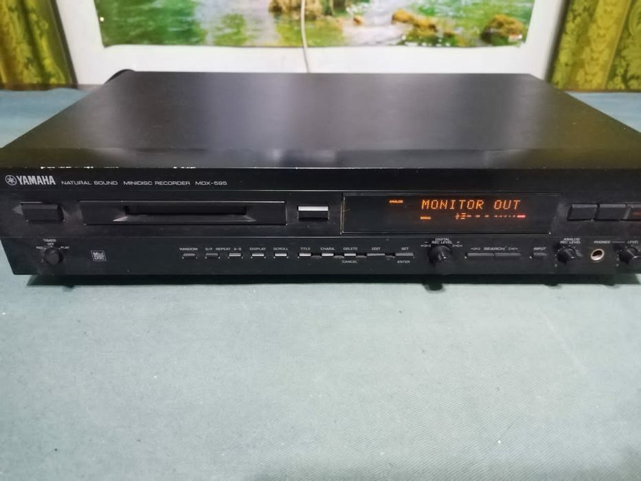 Минидиск Yamaha с Dolby декодером