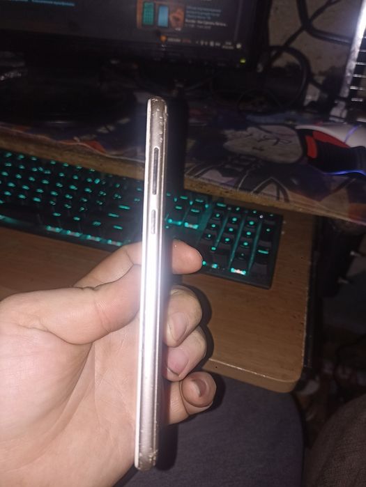 Продам телефон Honor 7A