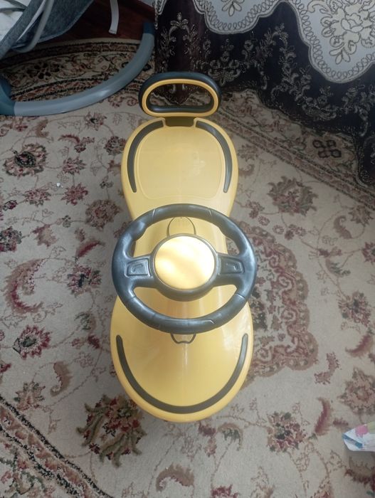 Машина для мальчиков и для девочек