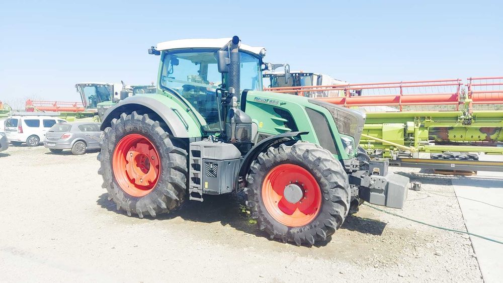 Tractor FENDT 828 VARIO Profi Plus -Pomotie