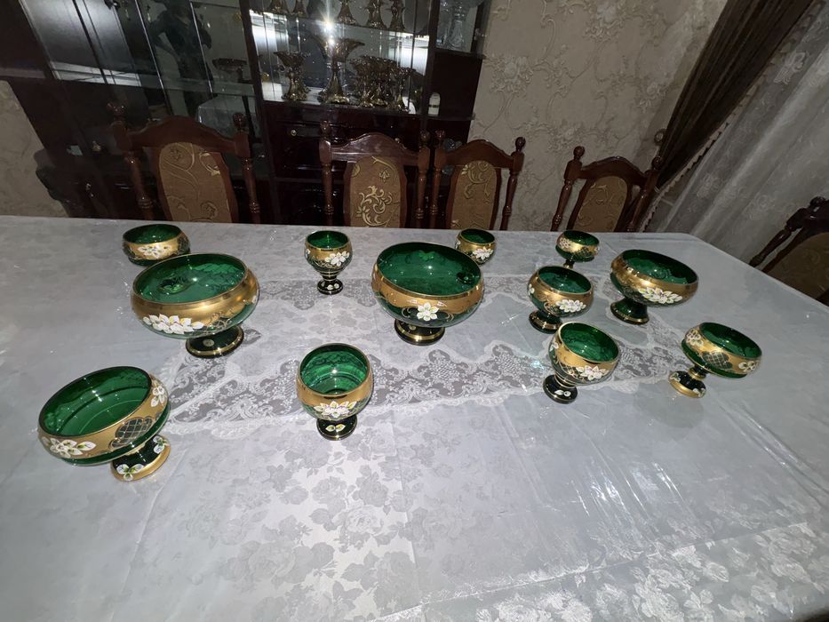 агемы красивые вазы для гостей для декора