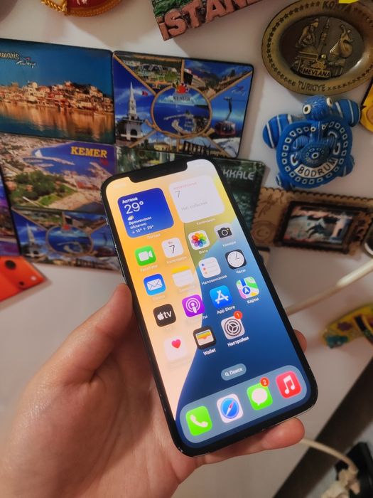 iPhone 12 128гб отличный