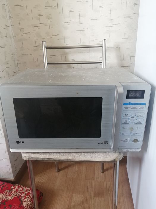 Микроволновка LG
