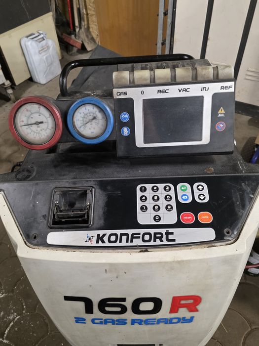 Statie de umplere sisteme A/C Texa Konfort 760R R134a automat