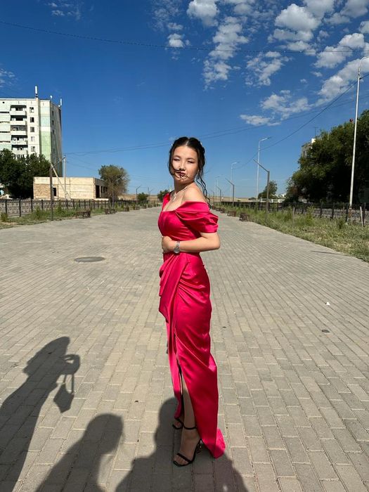 Платье вечерный  корсет