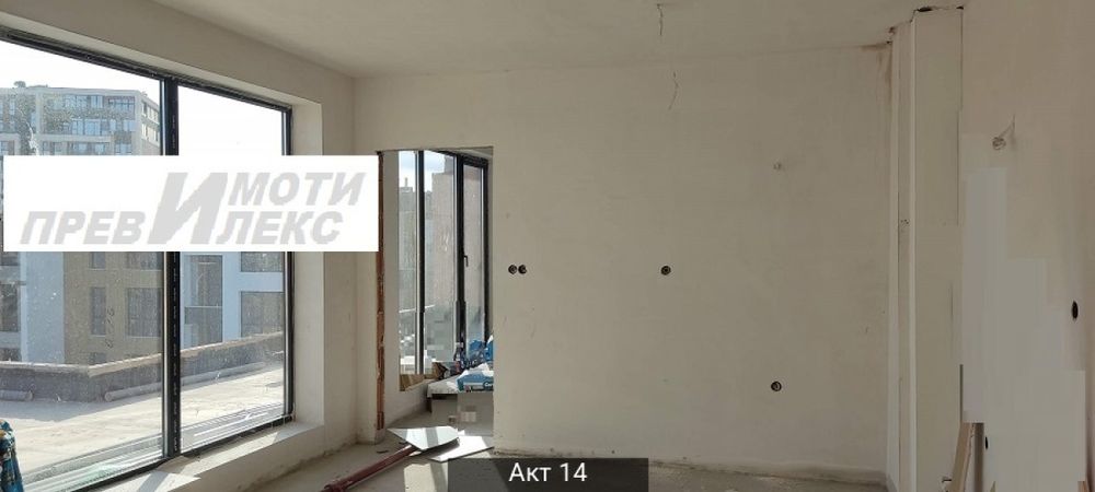 просторен мансарден апартамент, с акт 14