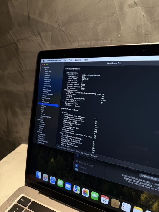 КАТО ЧИСТО НОВ Macbook Pro 2020 13.3" 256 GB