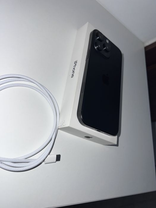 Iphone 16 pro max  256 GB