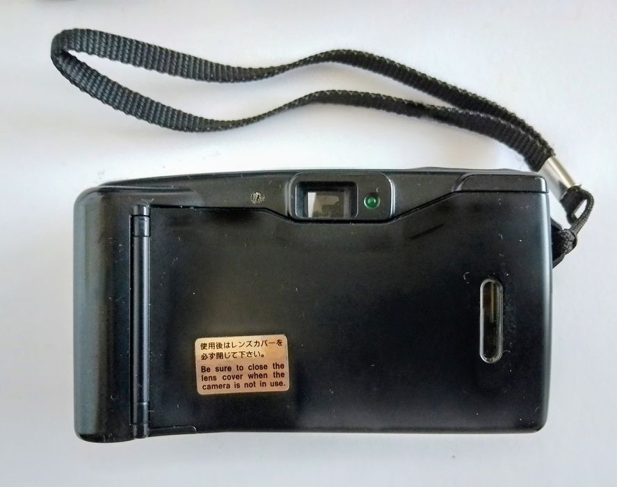 Фотоапарат Канон с калъф