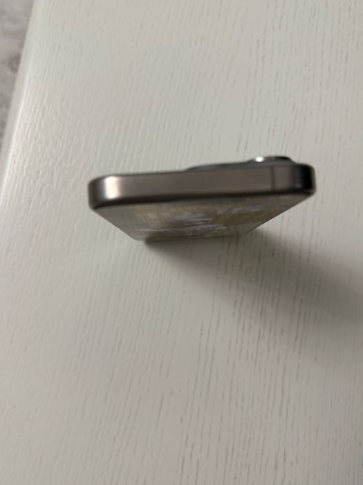 iPhone 15 pro 128 gb