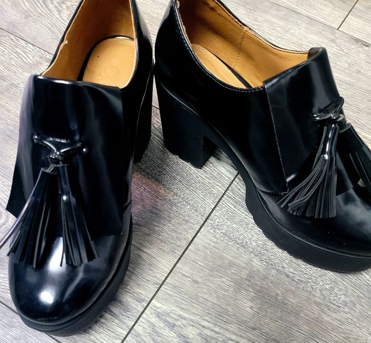 Pantofi dama - mărimea 37