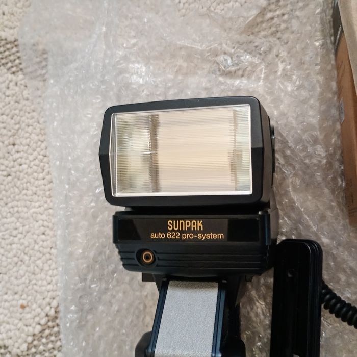 Aparat foto Canon cu multe accesorii