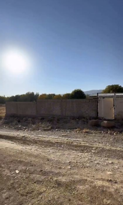 Oqtoshda dacha uchun joy