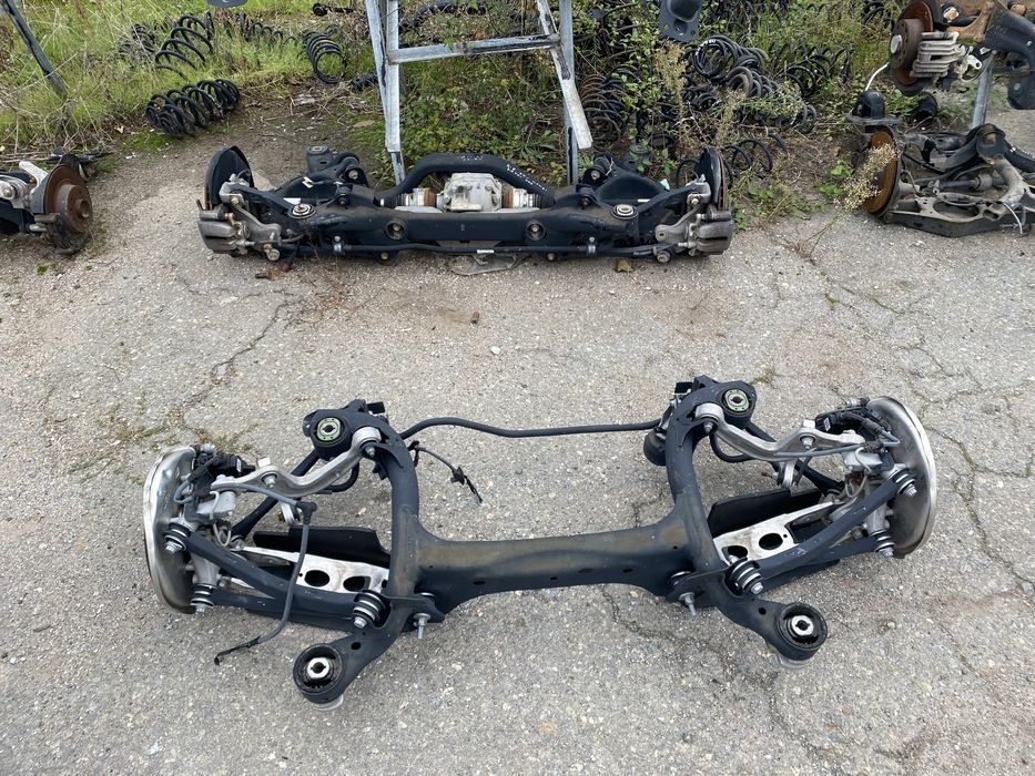 Заден мост А 4 Avant(B9) 2.0 TDI комби elektrik dizel automat