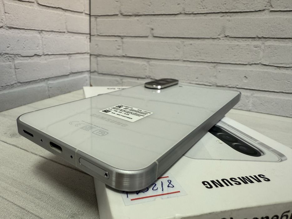 Samsung A56 - 8/256 gb Нур Маркет