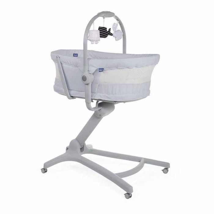Cosulet Chicco Baby Hug AIR 4 in 1 (inclus kit masă, 2 saltele, 2 cearșafuri)