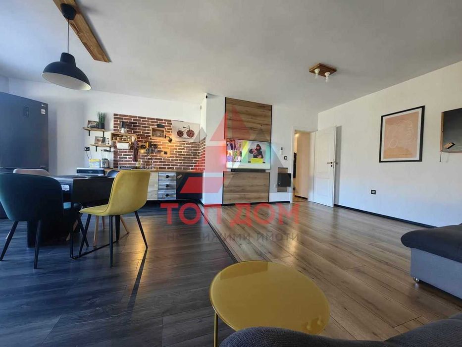 Продава се Тристаен апартамент в Варна, Възраждане 4 - 133 кв.м за 1918 €/кв.м - Снимка #4