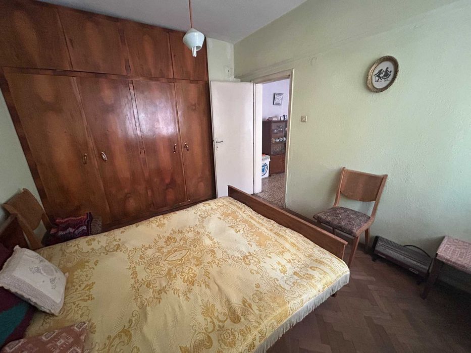 Продава се Тристаен апартамент в Хасково, Младежки хълм - 67 кв.м за 1224 €/кв.м - Снимка #1