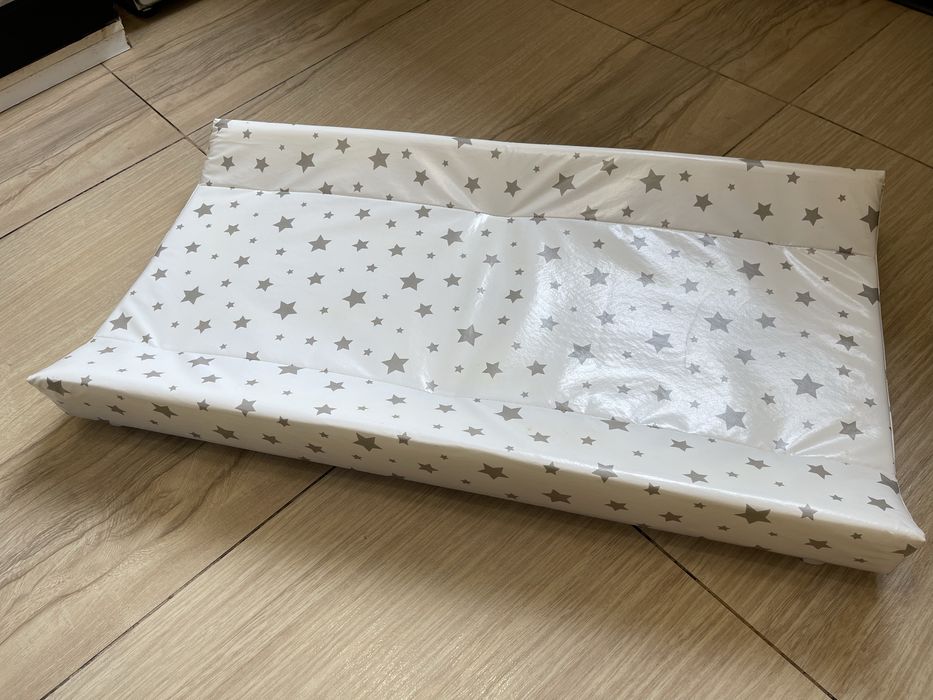 Столик пеленальный 40х78см. Новый