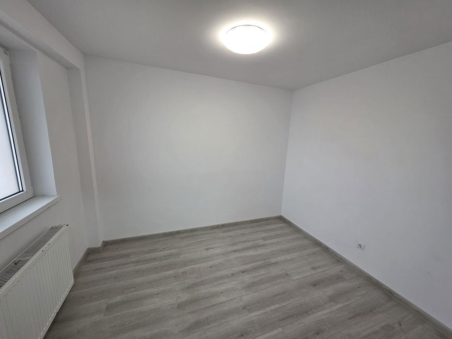 Garsoniera Piața Tractorul