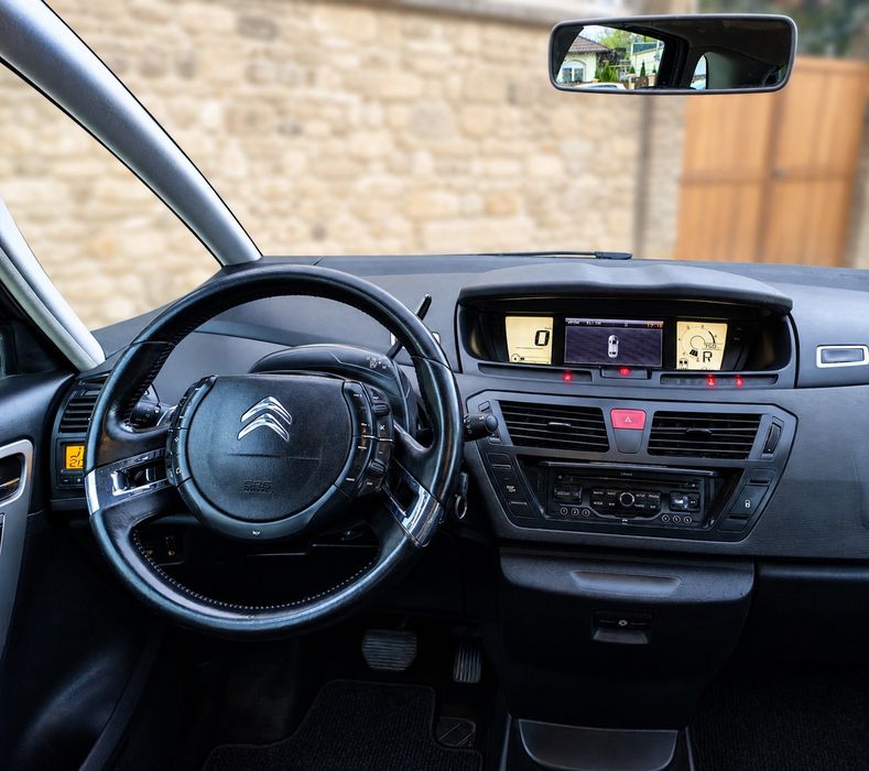 Citroen C4 Picasso 2012 1.6 e-HDi – Mașină personală, spațioasă, economică