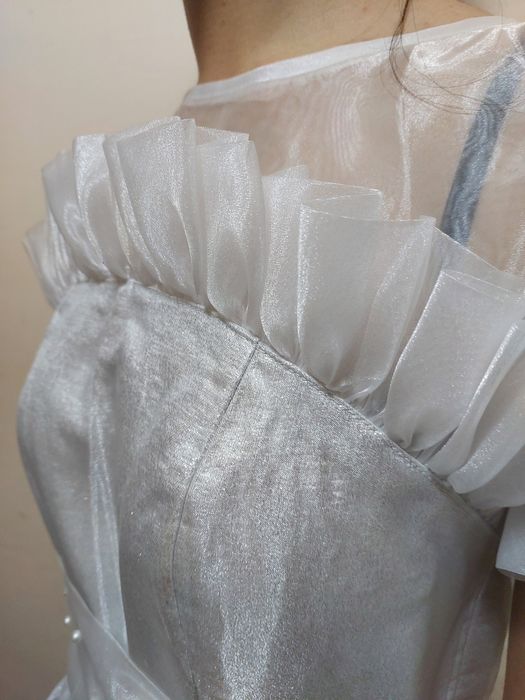 Платье  Модели Золушка. Новое! Размер M-L.