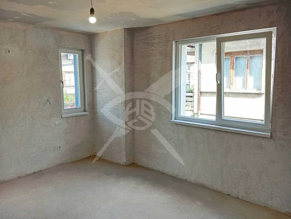 Продава се Тристаен апартамент в София, Орландовци - 128 кв.м за 2110 €/кв.м - Снимка #2