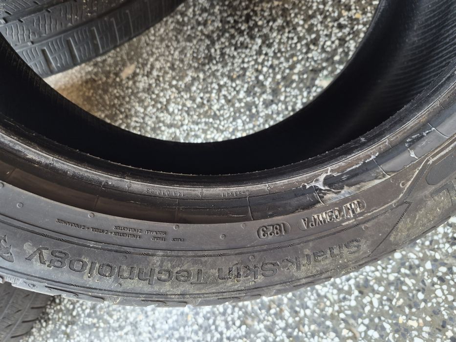 245/45 R19 Летни Vredestein