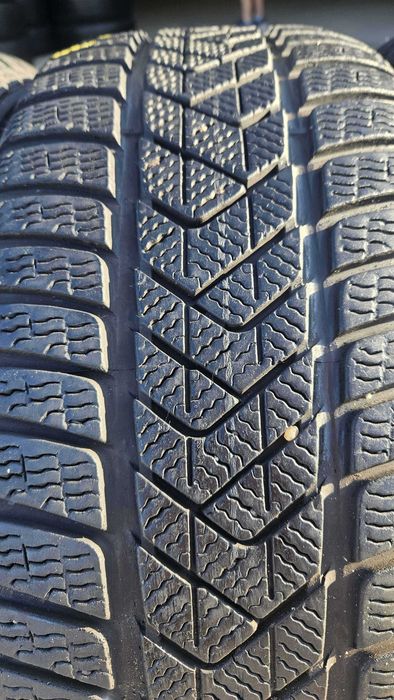 SET 4 Anvelope Iarna 245/45 R18 + 275/40 R18 PIRELLI Sottozero 3 RSC XL (BMW Original) Runflat