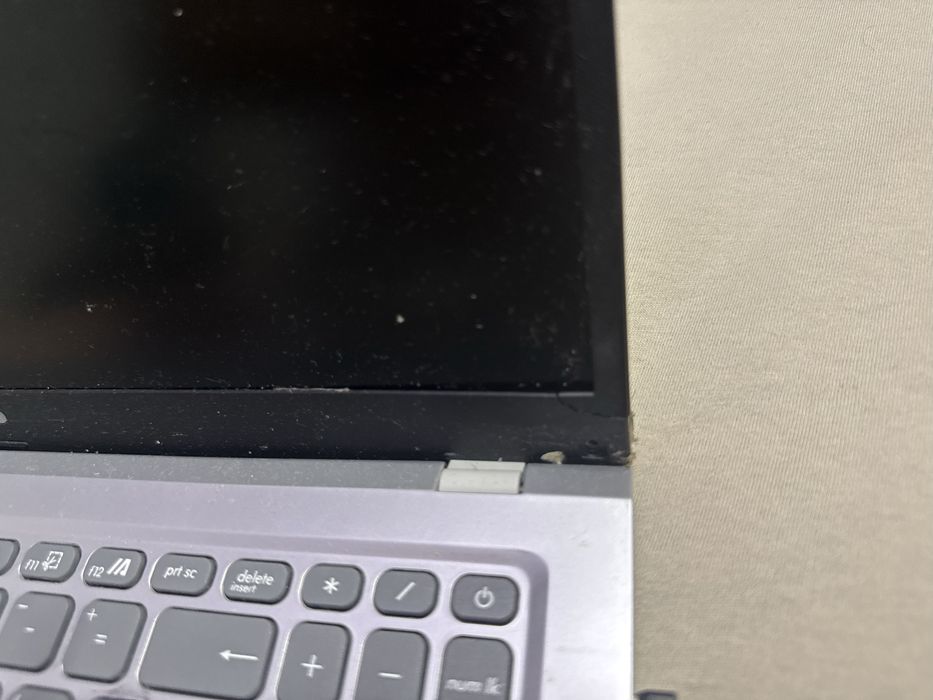 Ноутбук asus продам