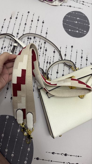 Кажаные женские сумочки брендовые