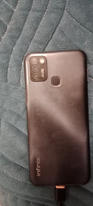 Продам смартфон.