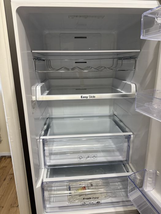 Хладилник с фризер Samsung RB33J3515S9 no frost 339L инокс