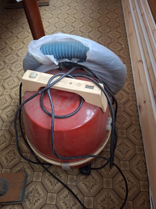 Пылесос LG в хорошем состоянии