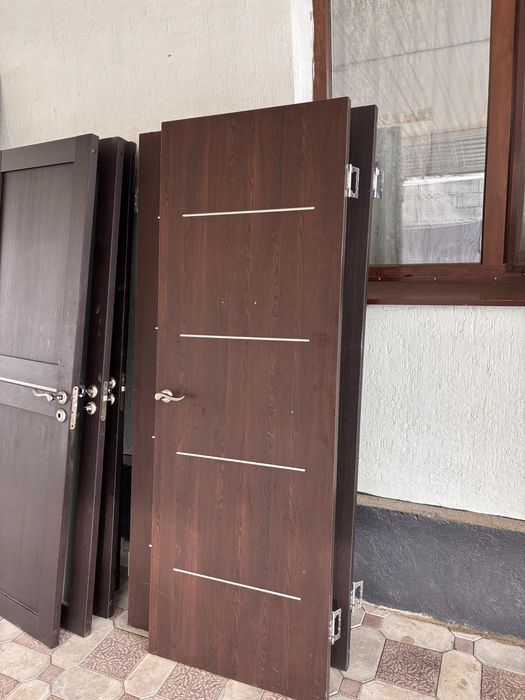 Двери межкоманатные б/у