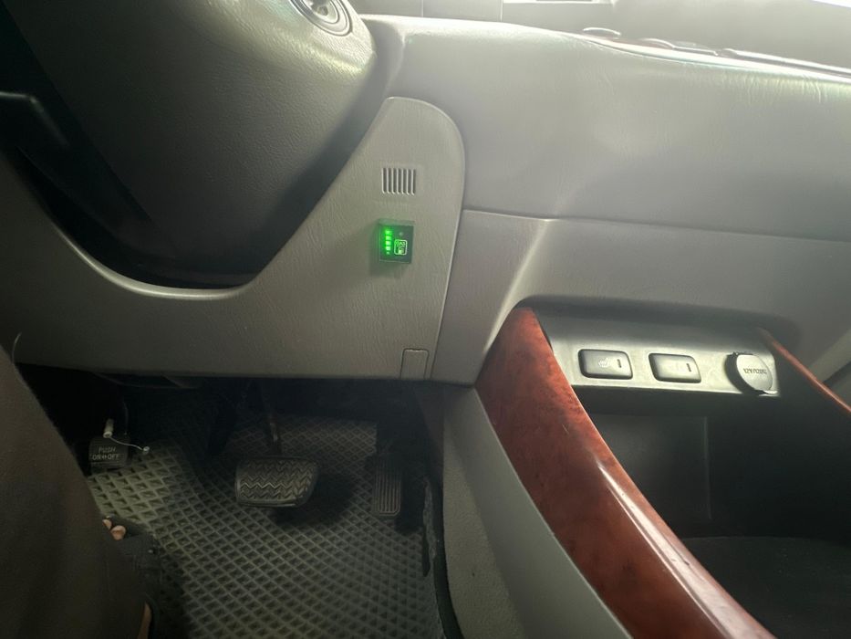 Тайота Камри 30 продам