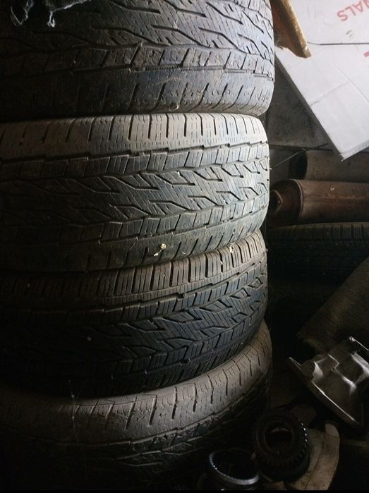 Продам шины б/у в хорошем состоянии