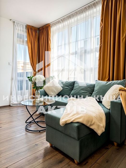 Продава се Тристаен апартамент в Пловдив, Тракия - 106 кв.м за 938 €/кв.м - Снимка #1