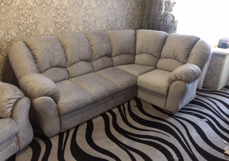 Реставрация ремонт и перетяжка мягкой мебели