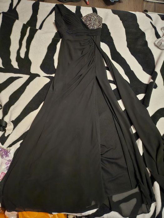 Дълга официална рокля