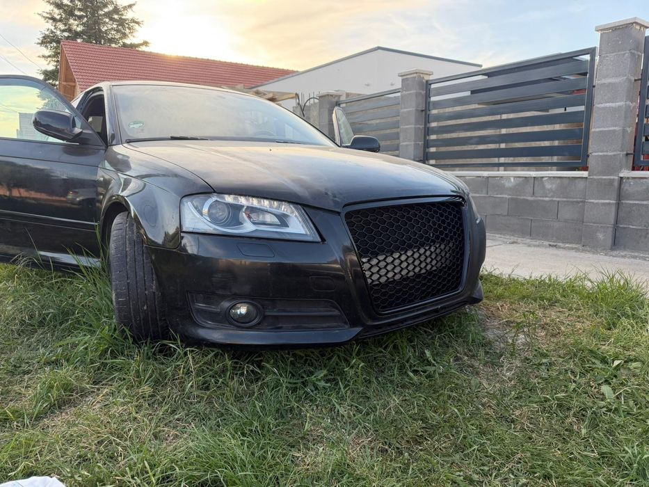 Grila RS look AUDI A3 8P 2008-2012 - finisaj negru lucios