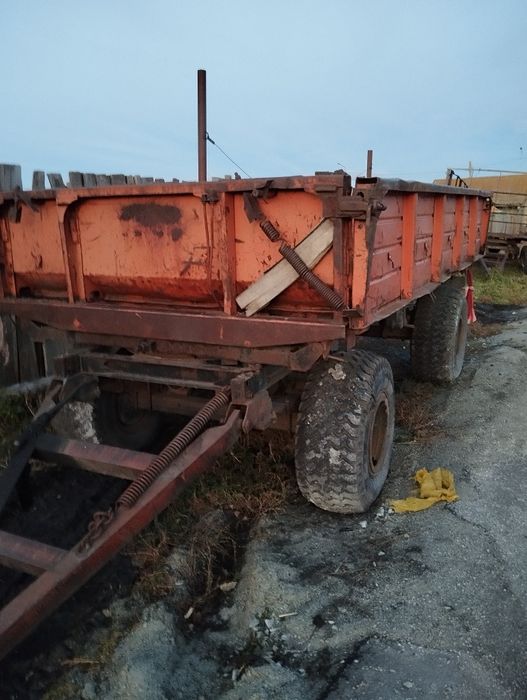 Прицеп тракторный 2ПТС6