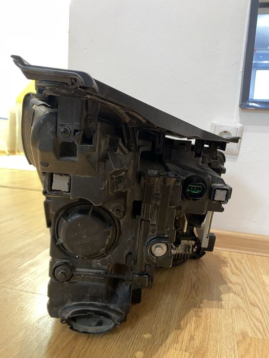 Фара Hyundai Santa Fe