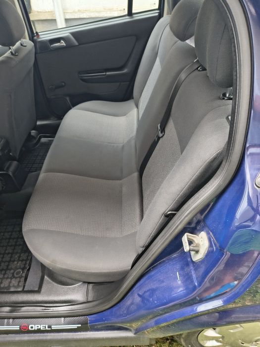 Vând opel Astra g