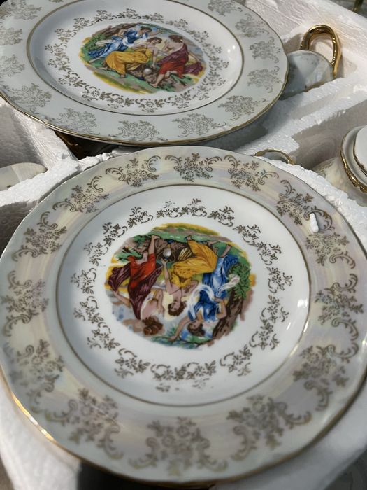 оригинальная сервиз Мадонна Thun 1794 Чехия 6 персон 24К Gold