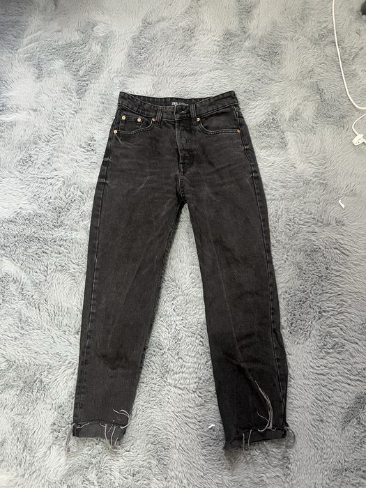 Черни дънки на Zara